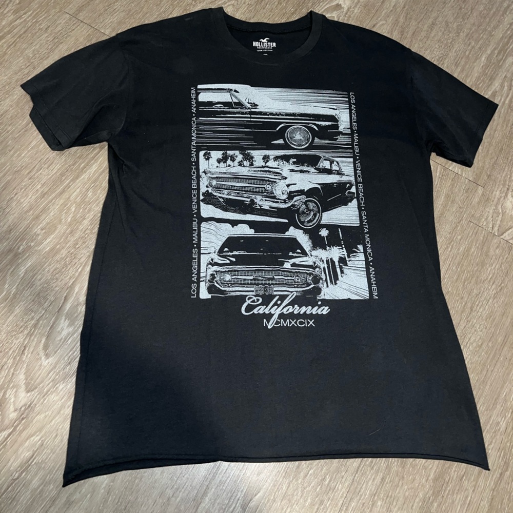 hollister graphic tee